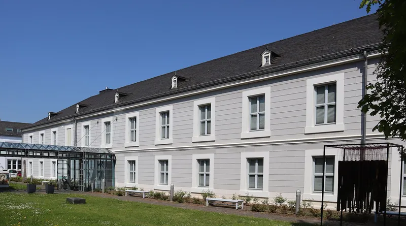 Das Museum am Dom in Trier, Backsteinbau von 1832/33